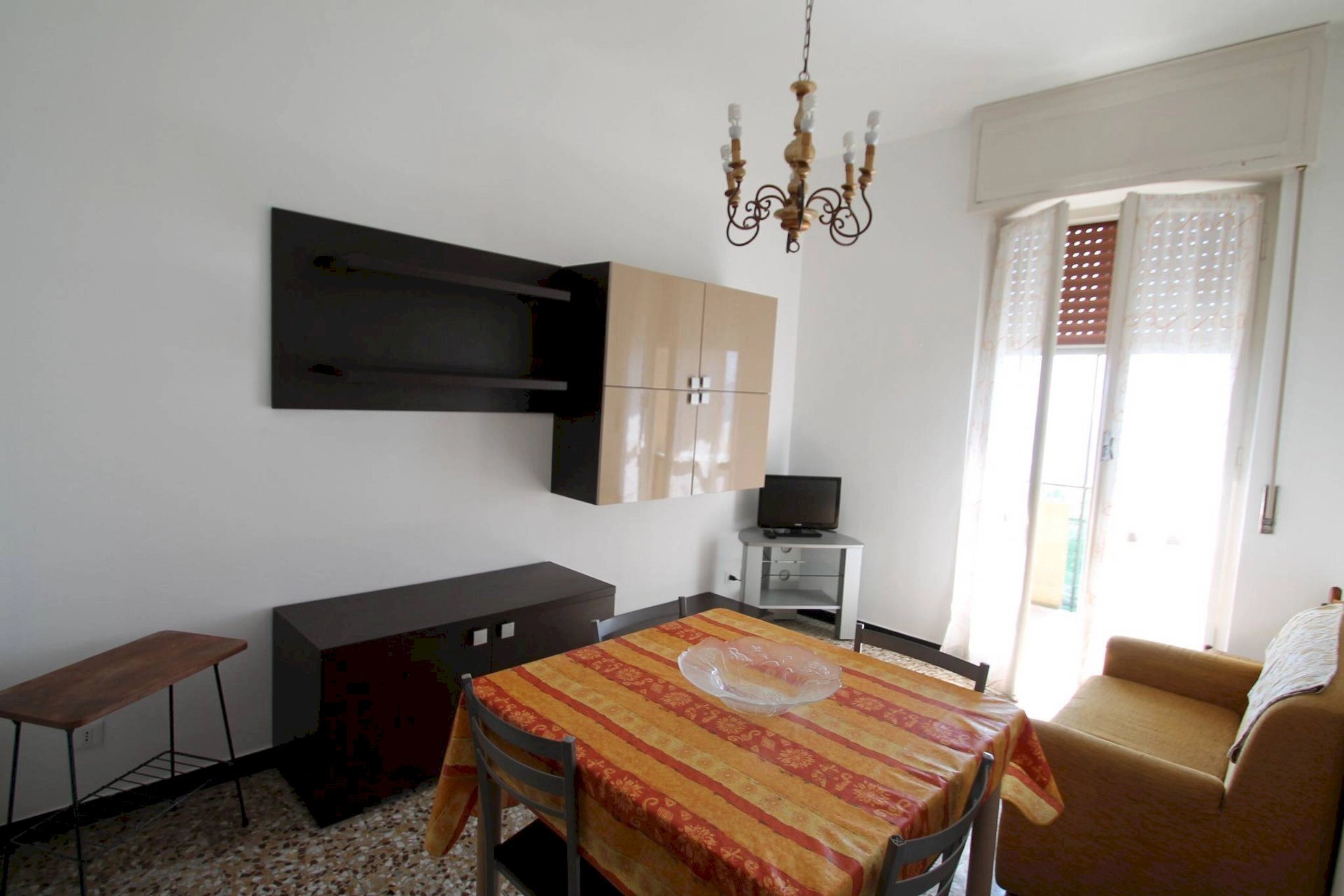 soggiorno - Three-room apartment Via Montevideo 1., Borghetto Santo Spirito - photo 3
