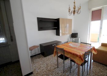 soggiorno - Three-room apartment Via Montevideo 1., Borghetto Santo Spirito - photo 6