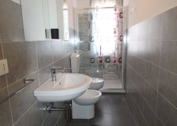 bagno - Three-room apartment Via Montevideo 1., Borghetto Santo Spirito - photo 17