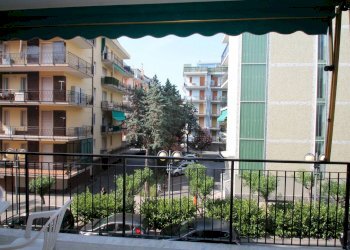 ampio balcone  - Monolocale Via Cagliari 4., Borghetto Santo Spirito - foto 8