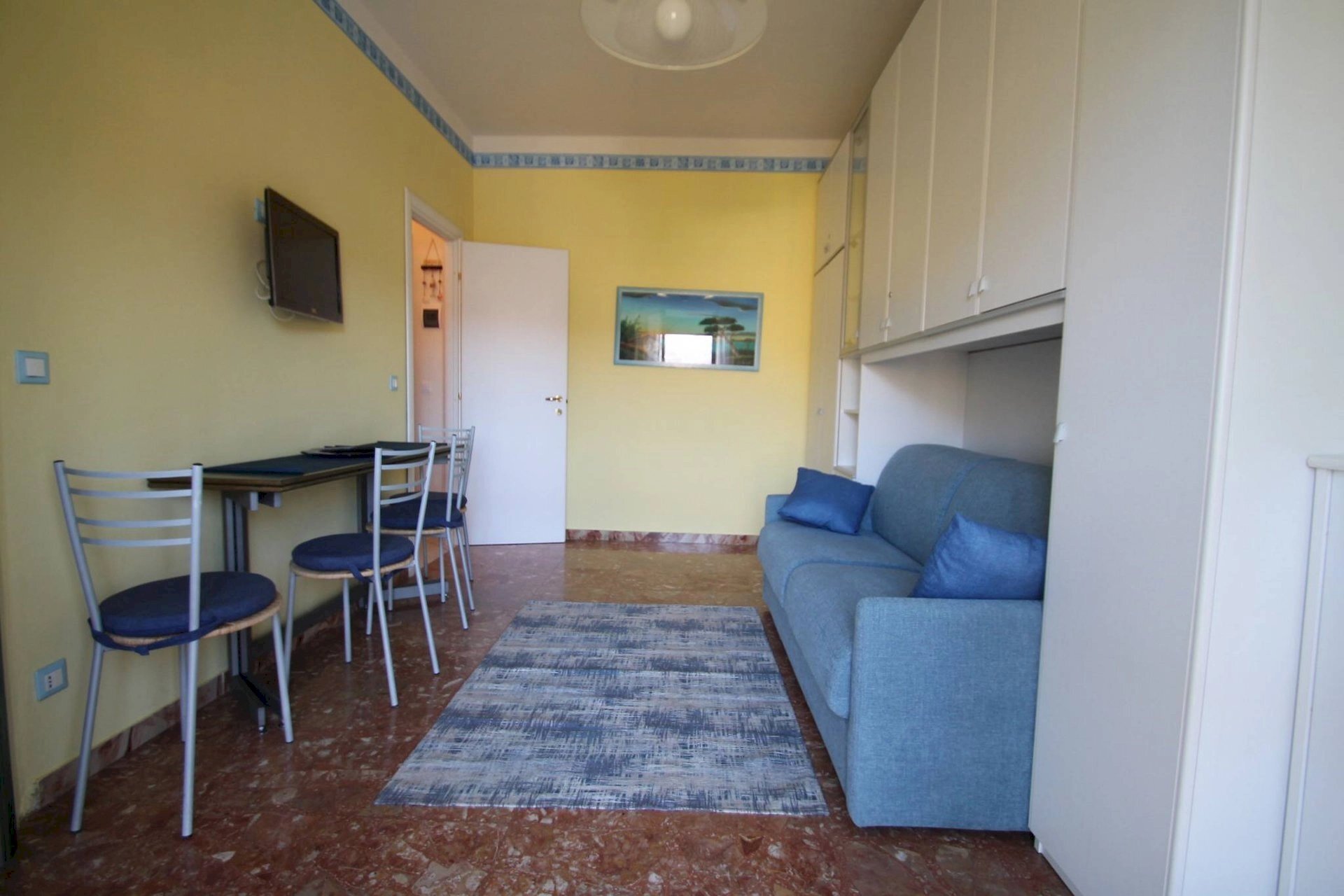 zona giorno/notte - One-room apartment Via Ticino 12., Borghetto Santo Spirito - photo 2