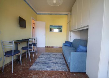 zona giorno/notte - One-room apartment Via Ticino 12., Borghetto Santo Spirito - photo 2