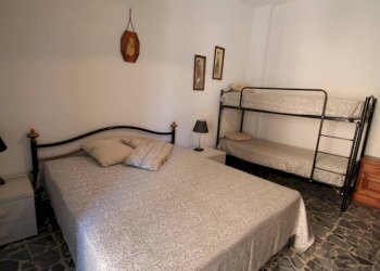 camera da letto - Bilocale Corso Europa 39., Borghetto Santo Spirito - foto 15