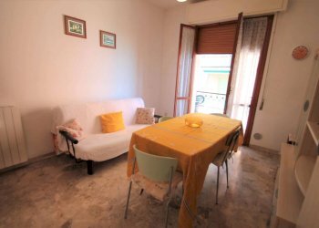 soggiorno - Bilocale Corso Europa 14., Borghetto Santo Spirito - foto 5