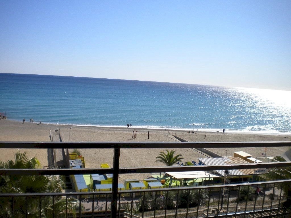 vista balcone  - Trilocale Corso Europa 31., Borghetto Santo Spirito - foto 3