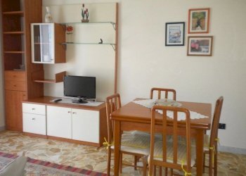 soggiorno - Trilocale Corso Europa 31., Borghetto Santo Spirito - foto 5