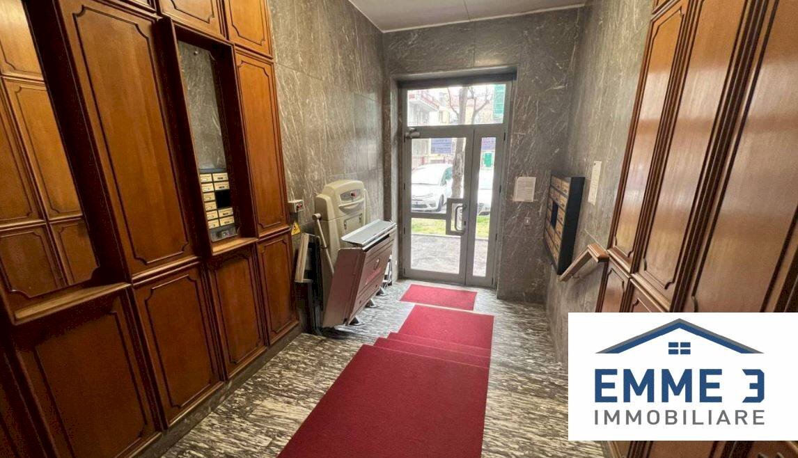 Three-room apartment Via Medaglie D'oro, Alessandria - photo 3