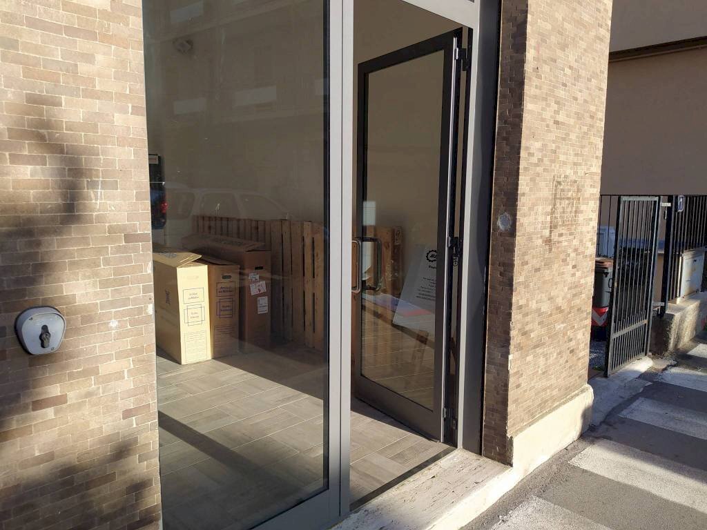 Negozio via Francia, Spotorno - foto 3