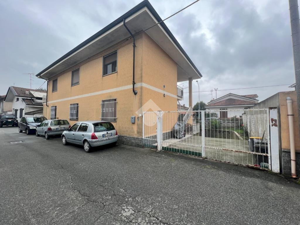 Casa semi indipendente Via Montecassino, Santhià - foto 1