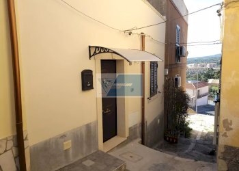 Independent house Vico Pantera, Noto - photo 1