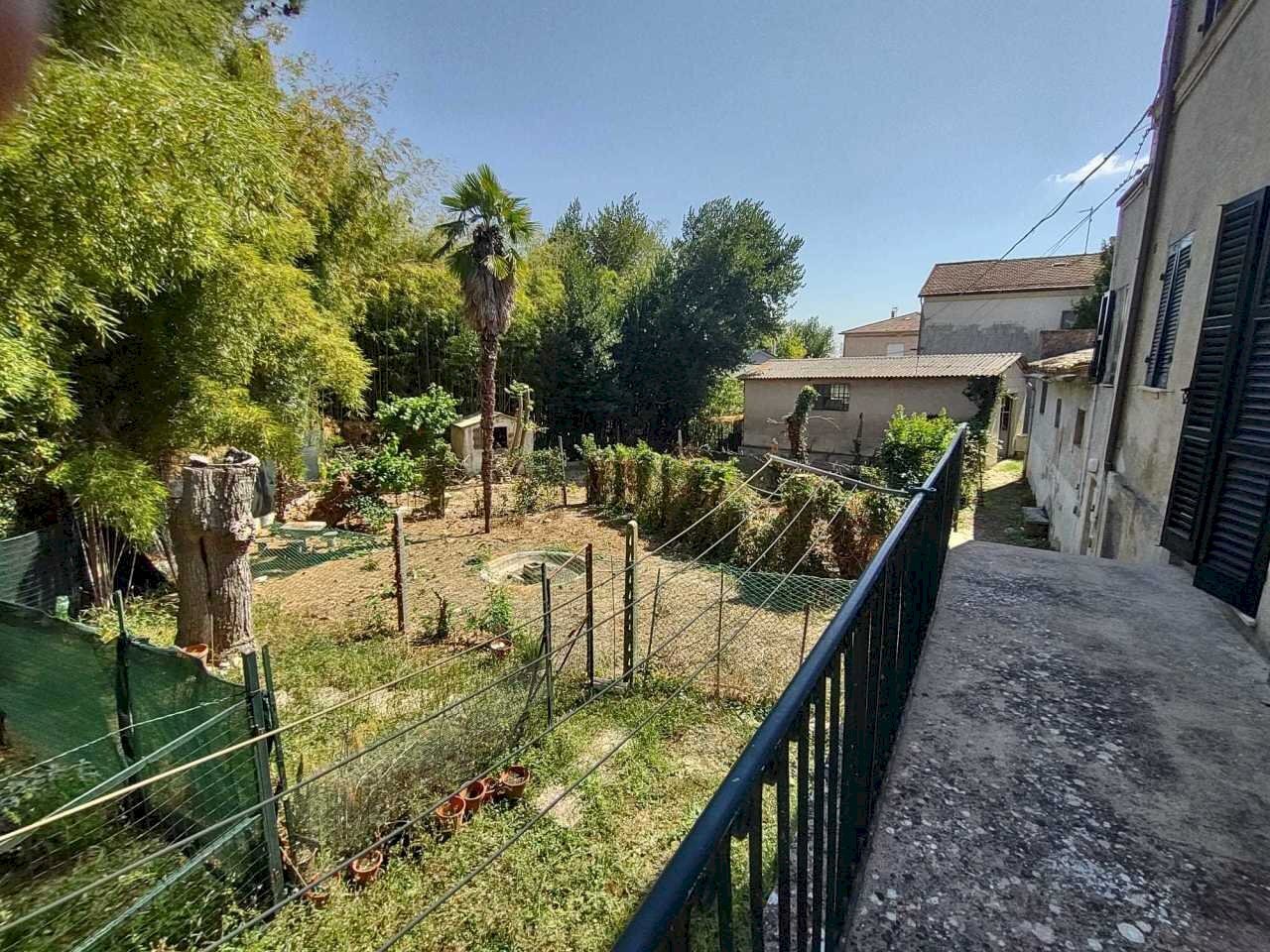 5f0b0470-691c-4692-9bf8-e6c4d7a506fe.jpg - Quadrilocale via brighi  12, Belvedere Ostrense - foto 1