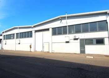 IMG_1829.JPG - Capannone Via Muzza, Valsamoggia - foto 2