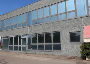 IMG_1859.JPG - Show room Via Muzza, Valsamoggia - foto 1