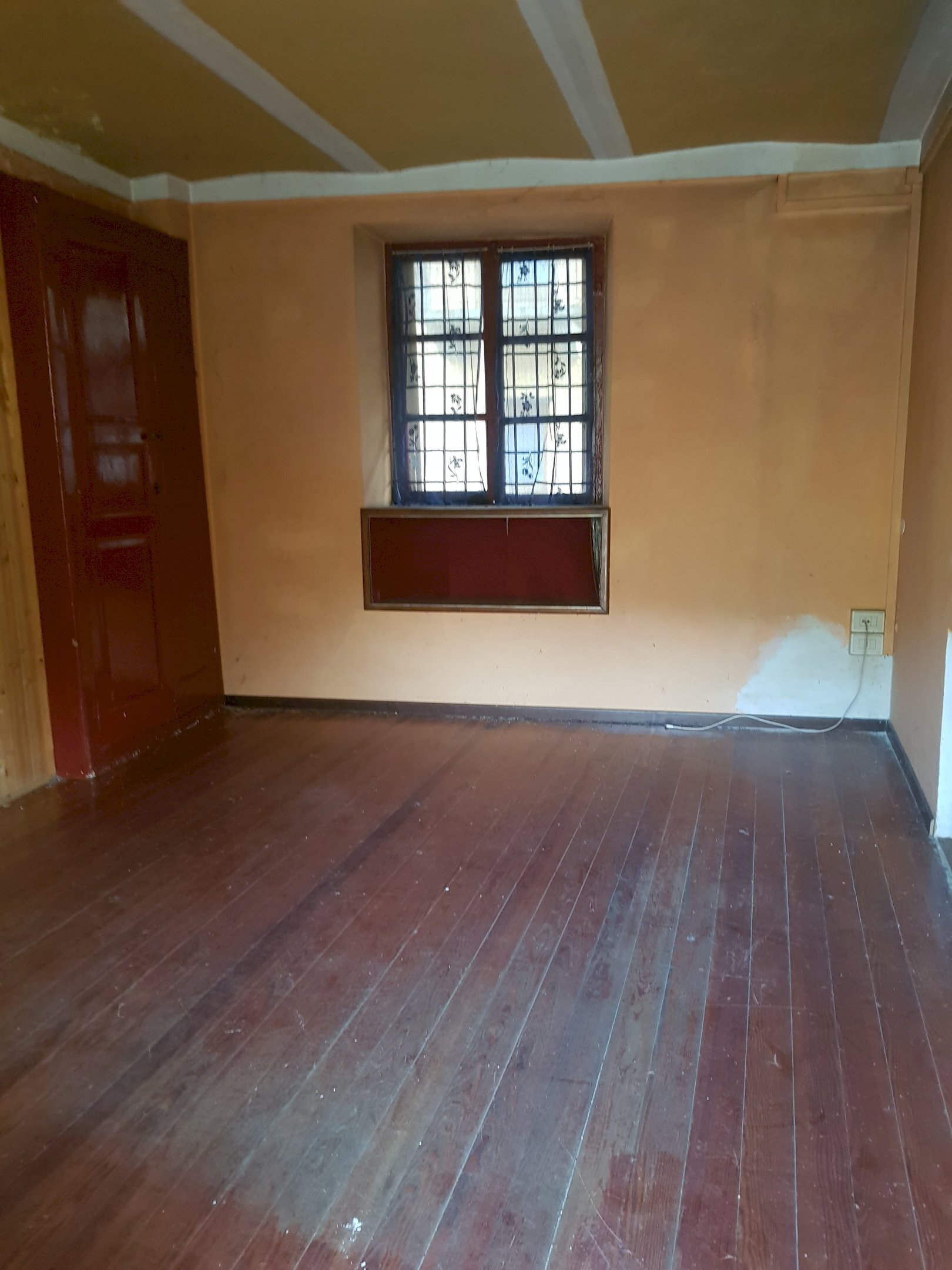 Portion of a house Via Amedeo Bert, 1, Torre Pellice - photo 3