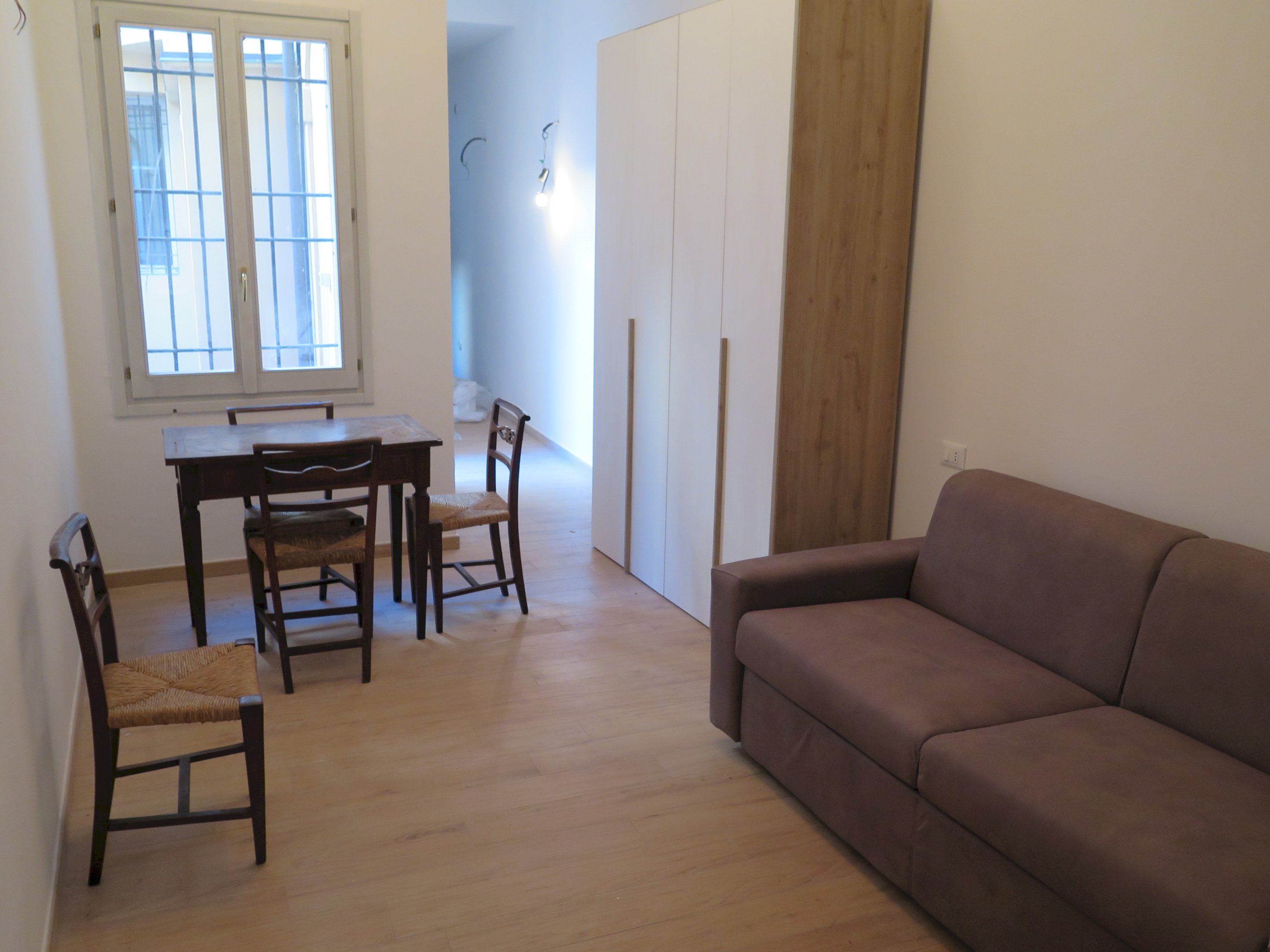 Three-room apartment piazza San Michele, Bologna (neighborhood Centro Storico) - photo 1