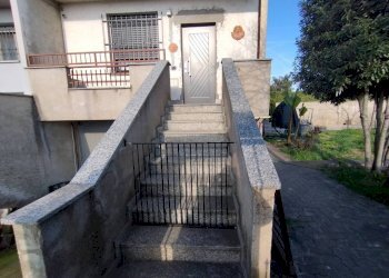 Villa via Giacomo Zanella, 150, Parabiago - foto 6