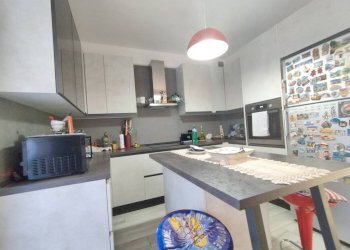 Villa via Giacomo Zanella, 150, Parabiago - foto 18