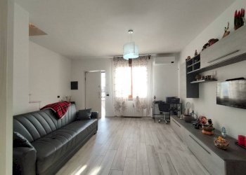 Villa via Giacomo Zanella, 150, Parabiago - foto 22