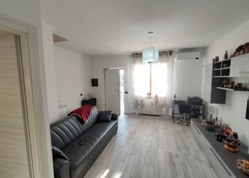 Villa via Giacomo Zanella, 150, Parabiago - foto 24