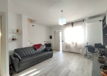 Villa via Giacomo Zanella, 150, Parabiago - foto 26