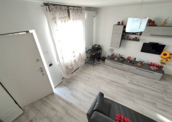 Villa via Giacomo Zanella, 150, Parabiago - foto 31