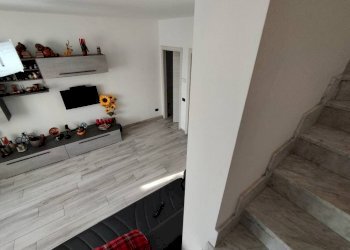 Villa via Giacomo Zanella, 150, Parabiago - foto 32