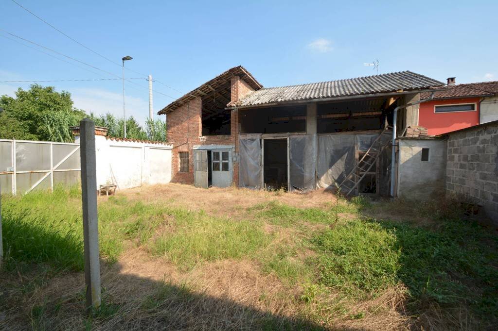 Cortile - Rustic via Fratelli Marengo, 8, Carmagnola - photo 3