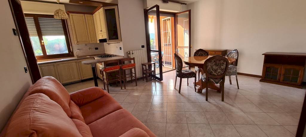 soggiorno - Three-room apartment via Luigi Fantini, Pianoro - photo 1