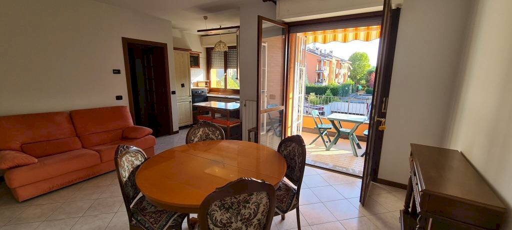 soggiorno - Three-room apartment via Luigi Fantini, Pianoro - photo 3