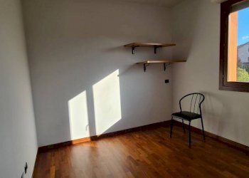 Camera da letto - Three-room apartment via Luigi Fantini, Pianoro - photo 6