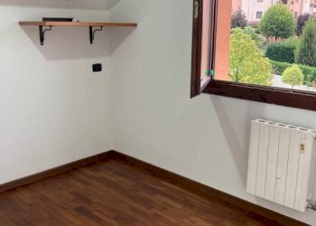Camera da letto - Three-room apartment via Luigi Fantini, Pianoro - photo 7