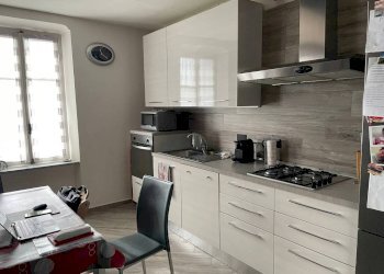Appartamento via Santa Croce, 34, Moncalieri - foto 1
