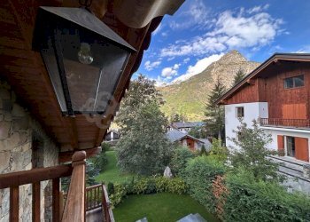 AFFITTO COURMAYEUR -  BALCONE PIANO SUPERIORE - Loft Courmayeur - foto 14