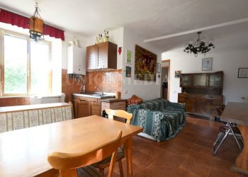 3.jpg - Trilocale Via Carignano, Fosdinovo - foto 3