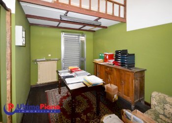 Shop via Bramafan 14, 14, Aosta - photo 6