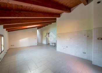 Attico Via Peschiera, Castelnovo di Sotto - foto 5