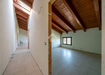 Attico Via Peschiera, Castelnovo di Sotto - foto 13