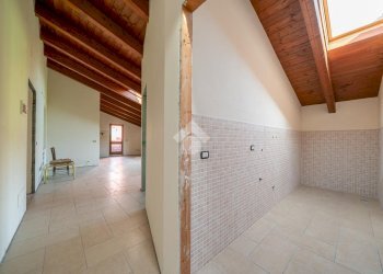 Attico Via Peschiera, Castelnovo di Sotto - foto 16