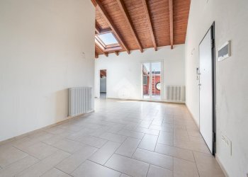 Attico Via peschiera, Castelnovo di Sotto - foto 3