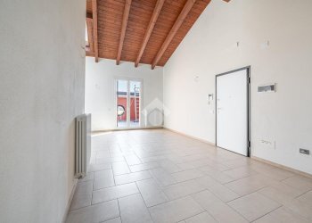 Attico Via peschiera, Castelnovo di Sotto - foto 4