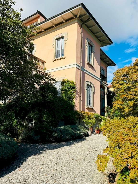 Facciata - Attico via Gradisca, Varese (zona Giubiano) - foto 3