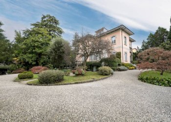 Giardino - Attico via Gradisca, Varese (zona Giubiano) - foto 1