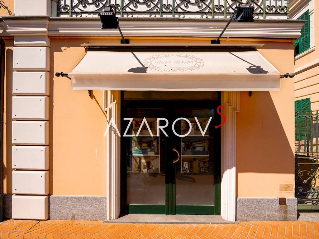 Facciata - Negozio corso Italia, 21, Bordighera - foto 1