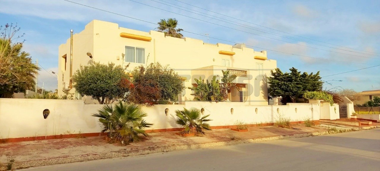 PHOTO-2023-05-01-19-45-35.jpg - Villa Mazara del Vallo - foto 1