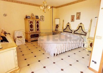 PHOTO-2023-05-01-19-45-39.jpg - Villa Mazara del Vallo - foto 6