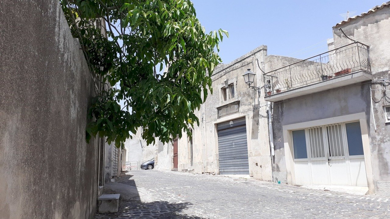 strada Orologio.jpg - Villa Ronco Vespri 3, Palazzolo Acreide - photo 2