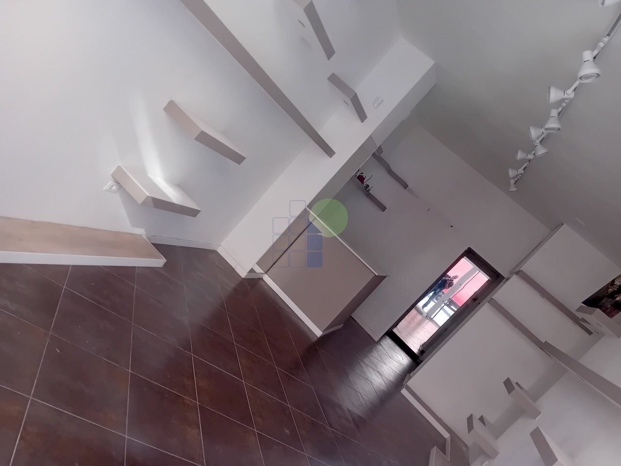 Locale Commerciale Via Grande 206, Livorno - foto 2