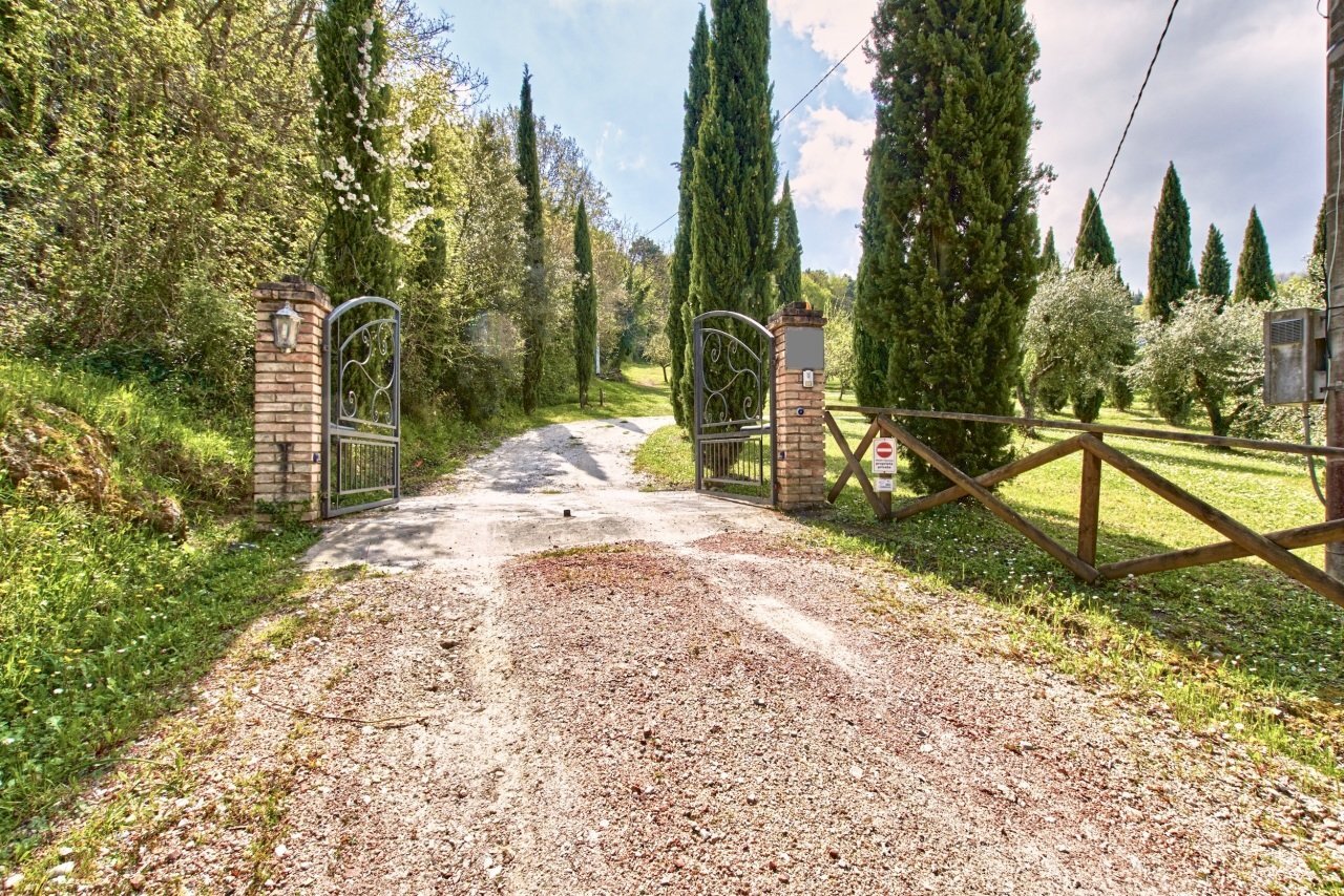 Esterni - Villa Via De Riccardi, Chianni - foto 2