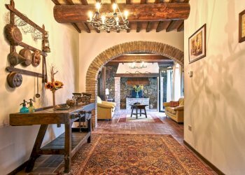 Interni - Villa Via De Riccardi, Chianni - foto 8