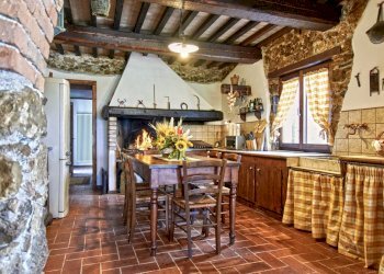 Interni - Villa Via De Riccardi, Chianni - foto 10